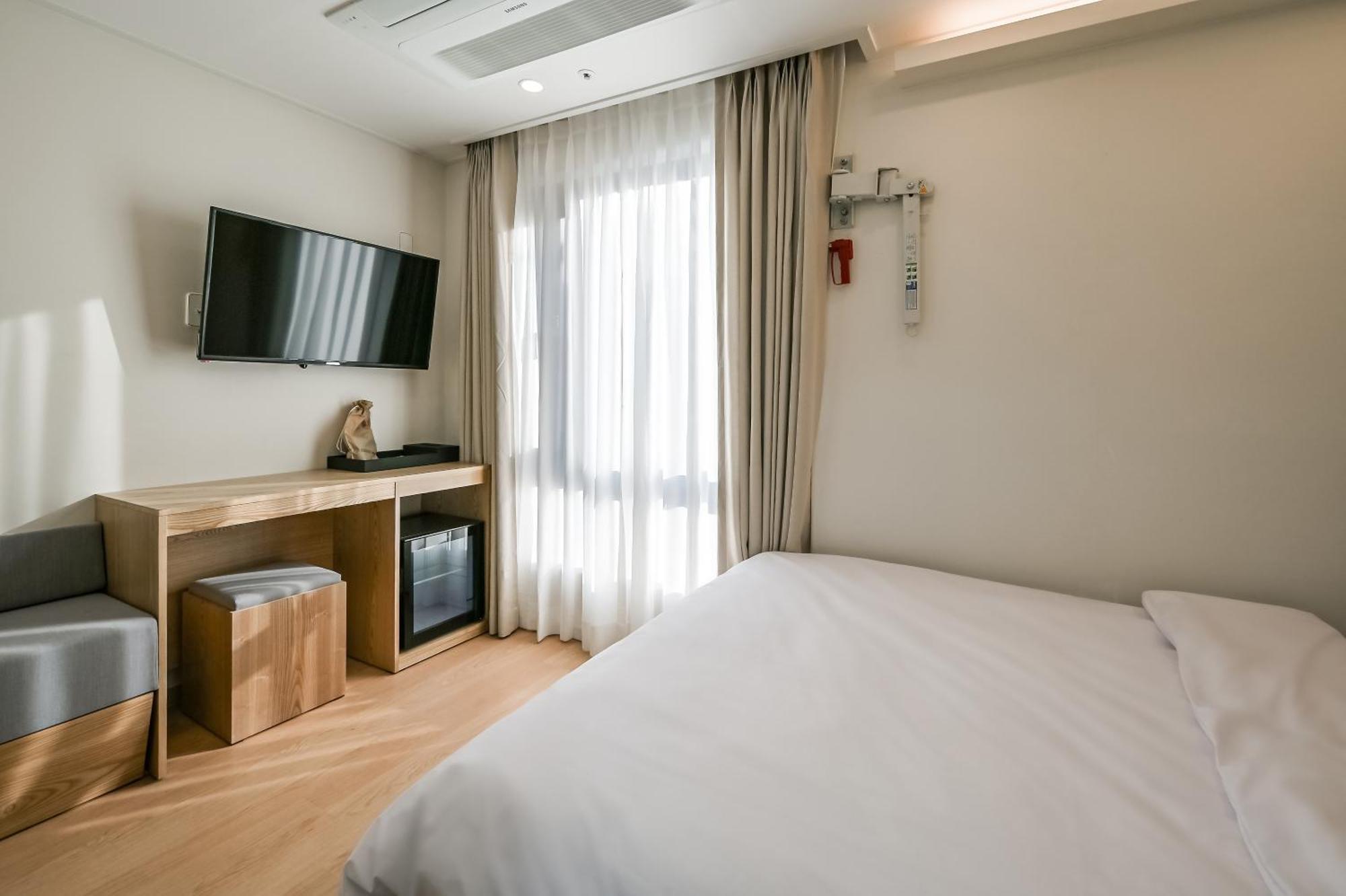Asrama N 동대문東大門 Seoul